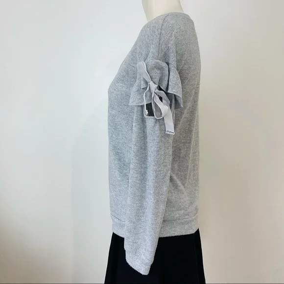 ALMOST FAMOUS 2 SWEATERS |set of 2 v-neck open arm fancy shoulder tie CR… - Picture 4 of 16